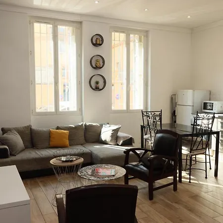 Centre 10 Min De La Croisette/downtown شقة *